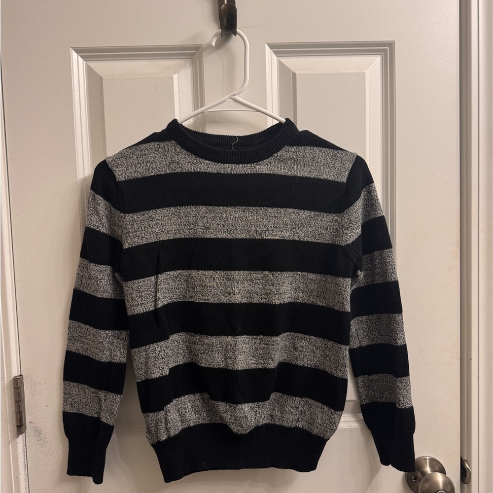 Cat & Jack Boy’s Black and Gray Striped Sweater - Size M (8-10)